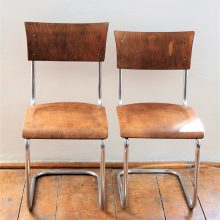 2 ks chromované židle bez područek