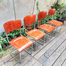 4 ks funkcionalistických židlí