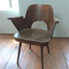 iconic Ton chair design by Oswald Haerdtl